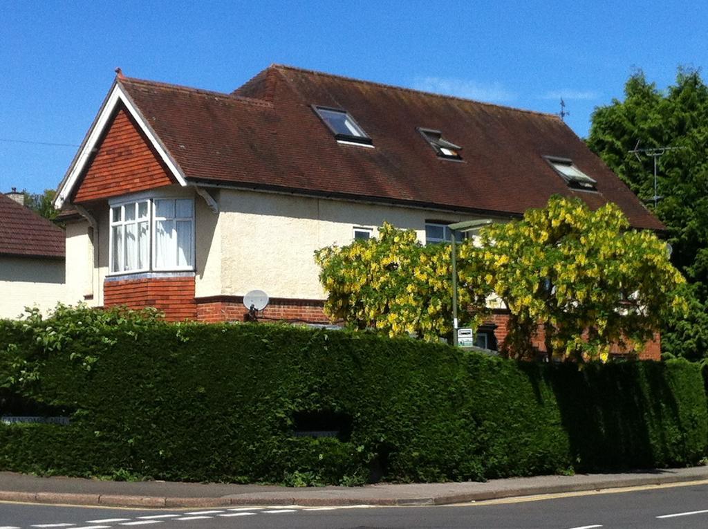 Pound Corner Apartman Godalming Kültér fotó