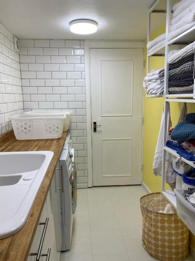 Pound Corner Apartman Godalming Kültér fotó