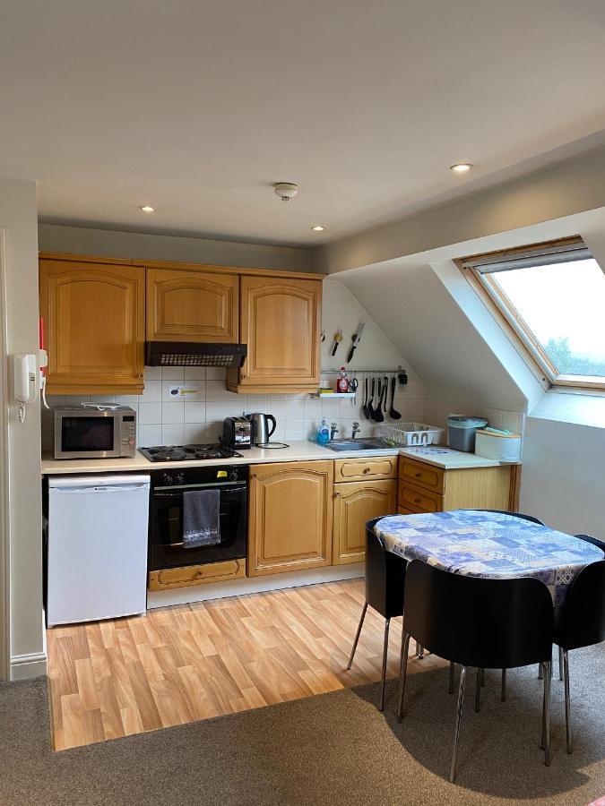 Pound Corner Apartman Godalming Kültér fotó