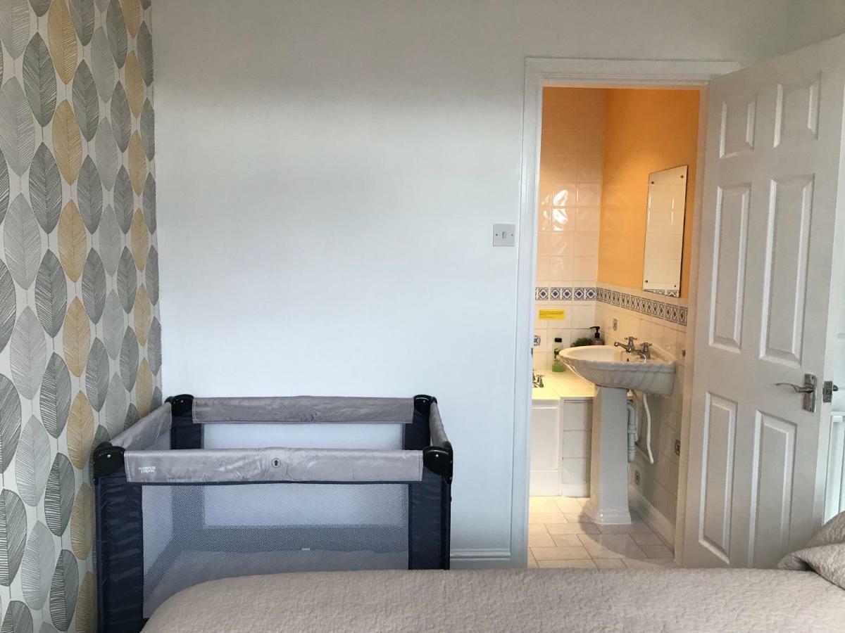 Pound Corner Apartman Godalming Kültér fotó