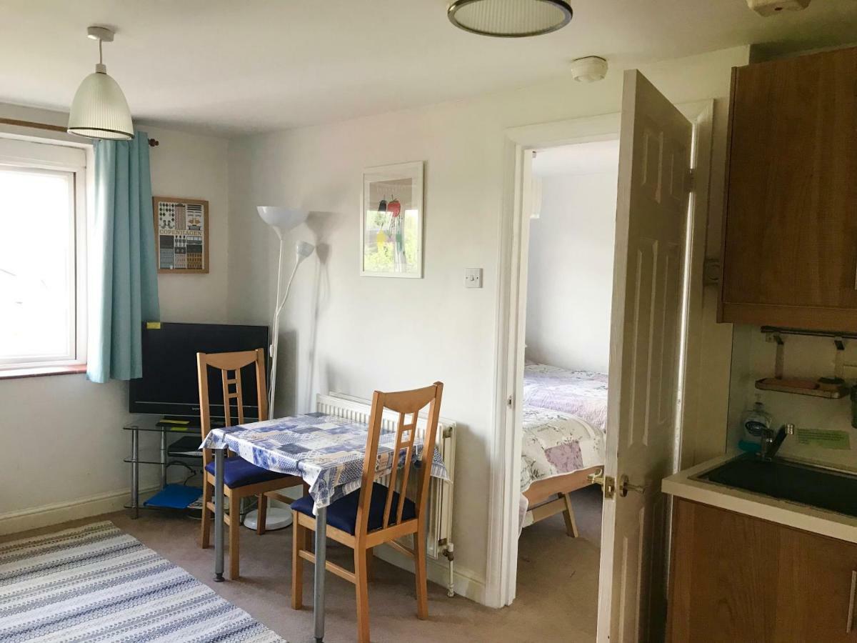 Pound Corner Apartman Godalming Kültér fotó